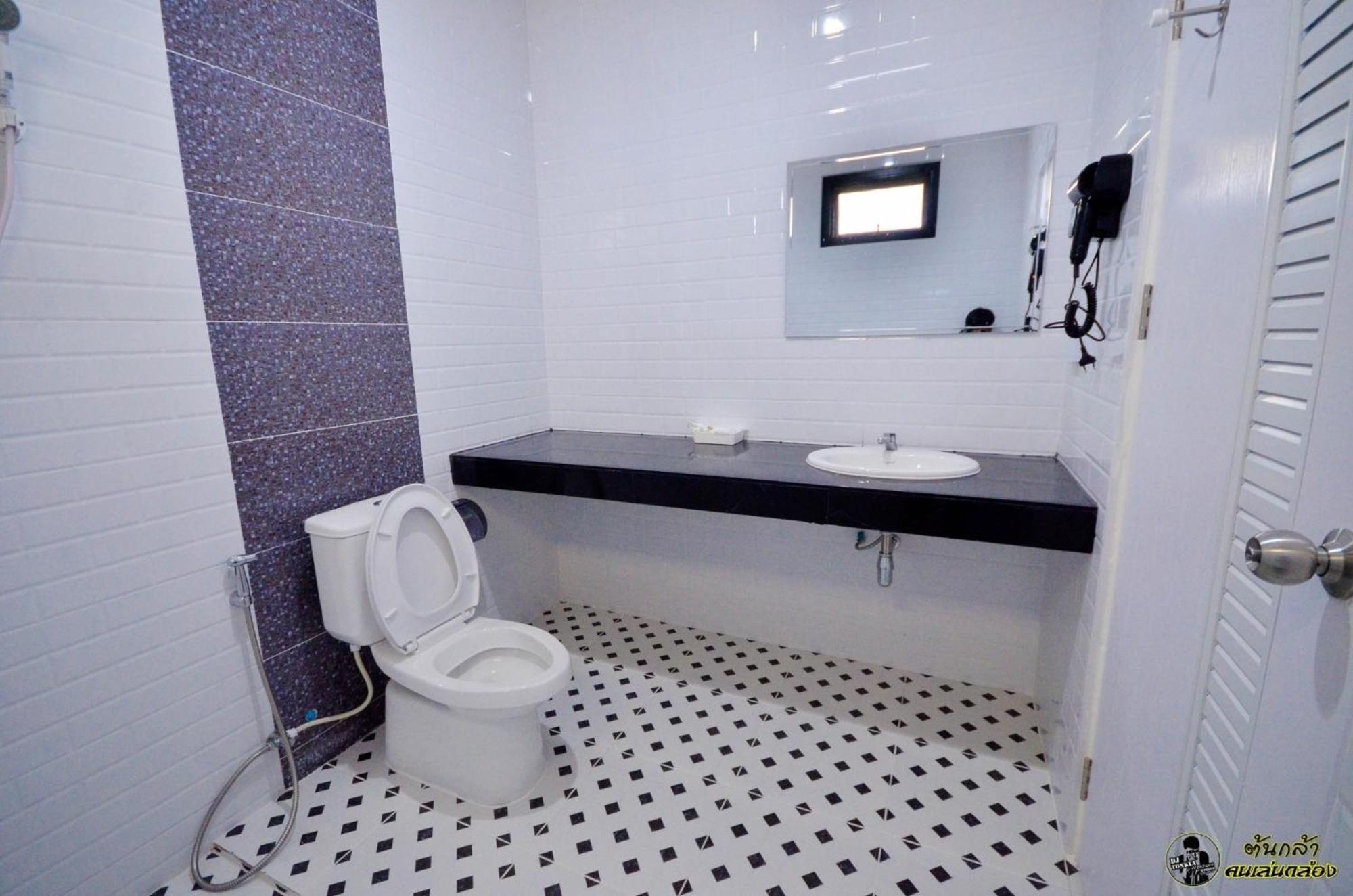 L&D (แอ่ว-ดี) residence Ngao Eksteriør billede